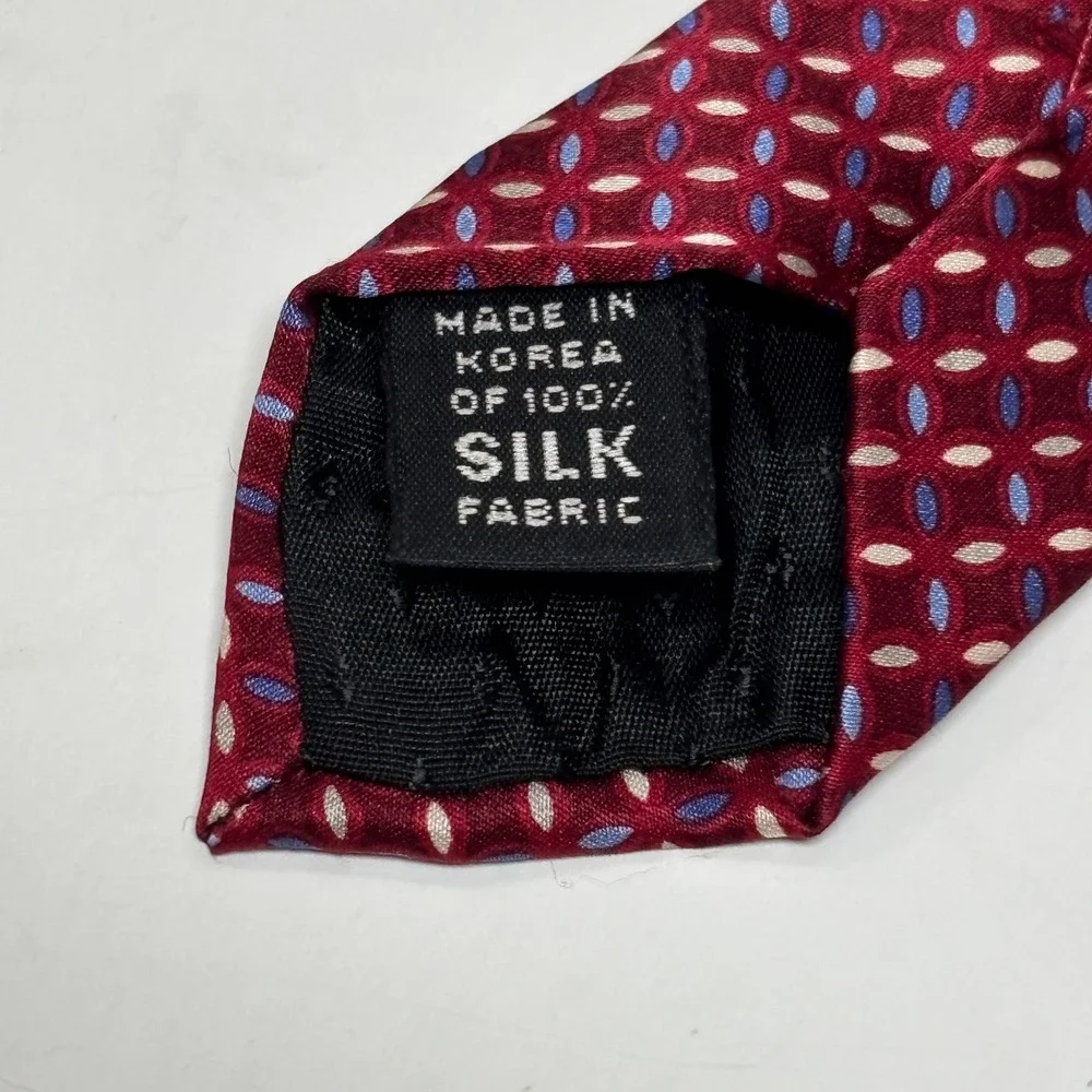Neo Bill Blass Tie Mens‎ OS Burgundy Red Geometric 100% Silk Classic Wedding